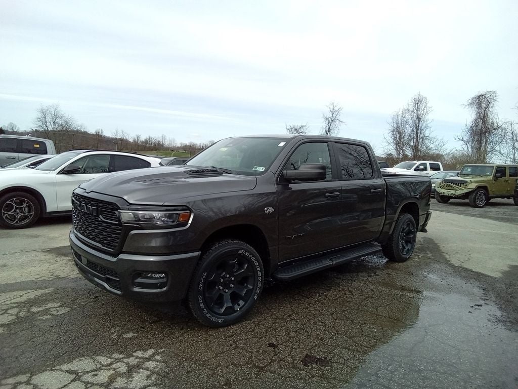 2026 RAM Ram 1500 RAM 1500 EXPRESS CREW CAB 4X4 5'7' BOX