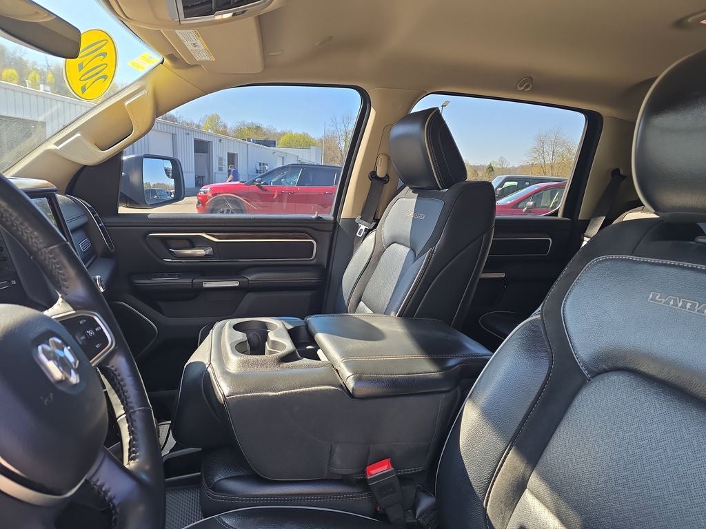 2020 RAM 1500 Laramie Crew Cab 4x4 5'7' Box