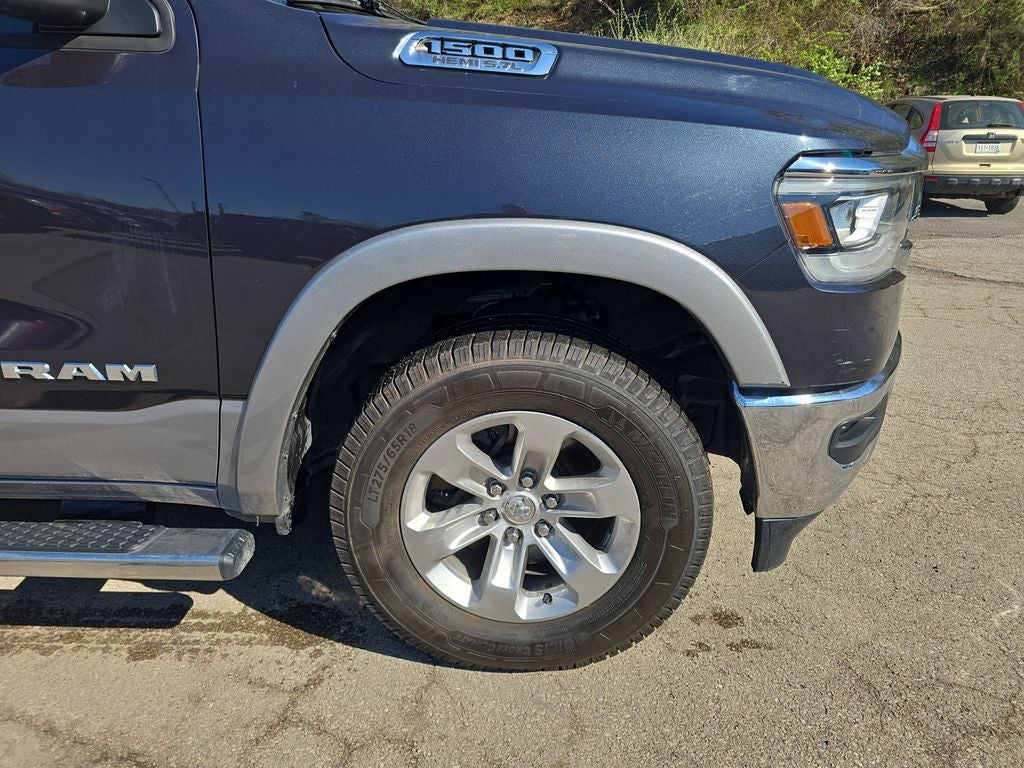 2020 RAM 1500 Laramie Crew Cab 4x4 5'7' Box