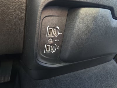 2020 RAM 1500 Laramie Crew Cab 4x4 5'7' Box