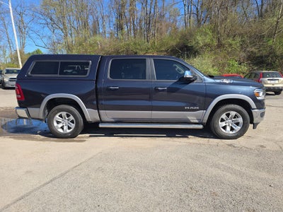2020 RAM 1500 Laramie Crew Cab 4x4 5'7' Box