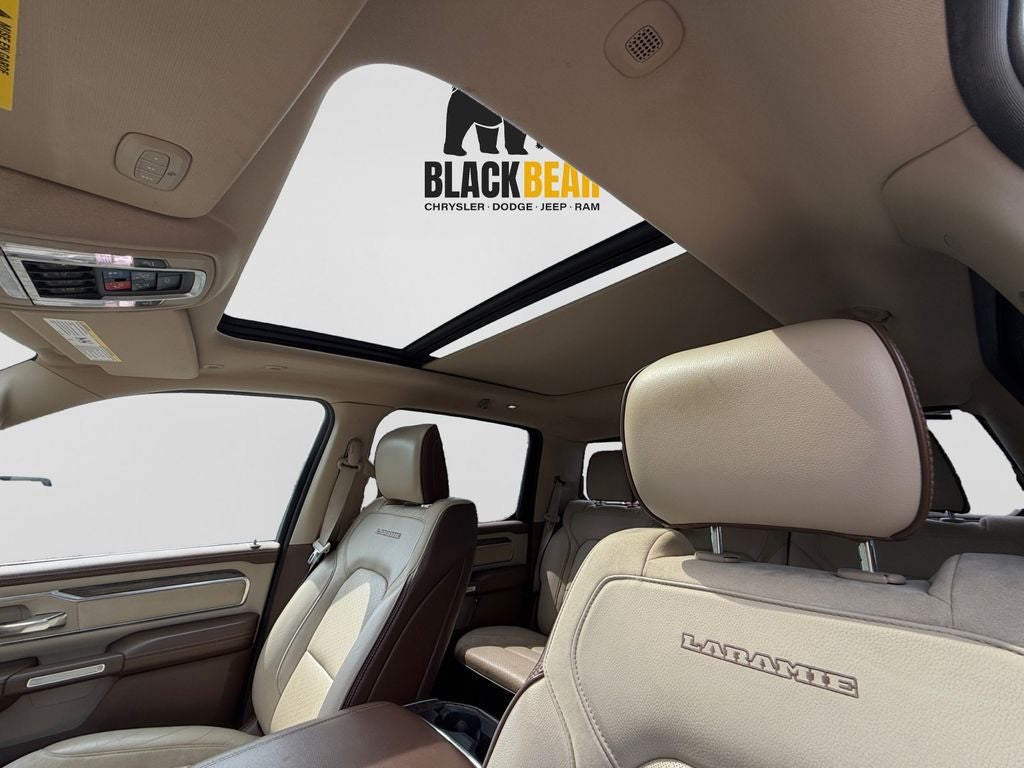 2019 RAM 1500 Laramie Crew Cab 4x4 5'7' Box