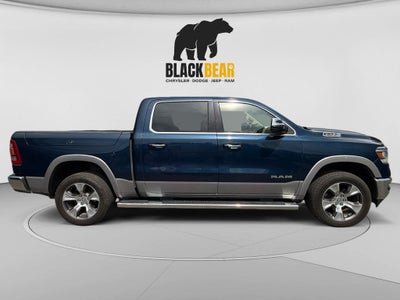 2019 RAM 1500 Laramie Crew Cab 4x4 5'7' Box