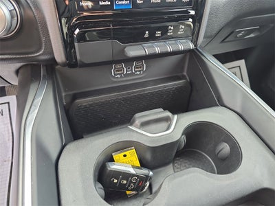 2023 RAM 1500 Laramie Crew Cab 4x4 5'7' Box