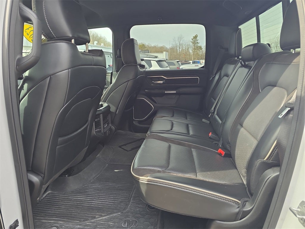 2023 RAM 1500 Laramie Crew Cab 4x4 5'7' Box