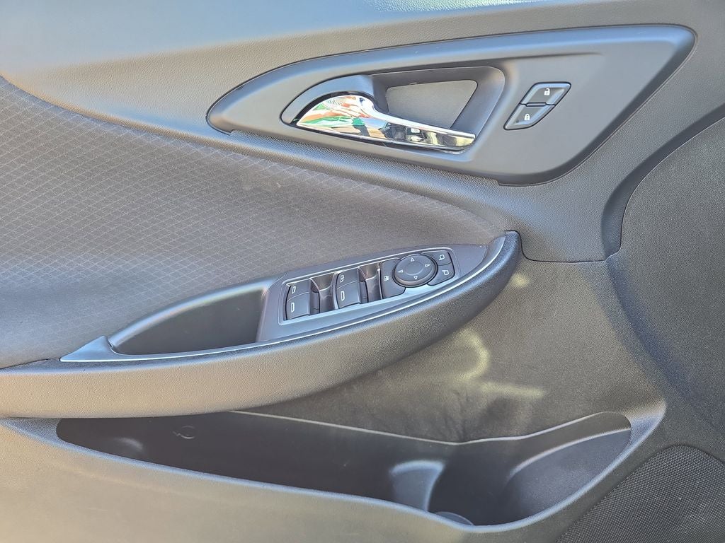 2021 Chevrolet Malibu FWD LT