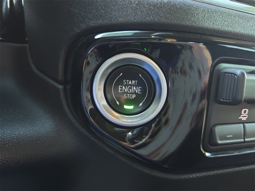 2022 Chevrolet Silverado 1500 4WD Crew Cab Standard Bed LT