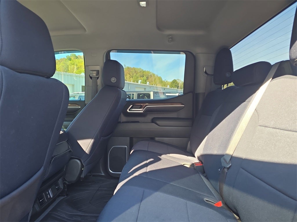 2022 Chevrolet Silverado 1500 4WD Crew Cab Standard Bed LT