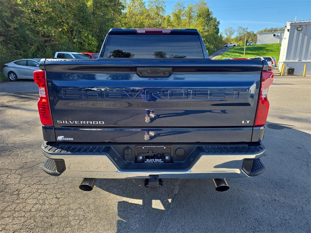 2022 Chevrolet Silverado 1500 4WD Crew Cab Standard Bed LT
