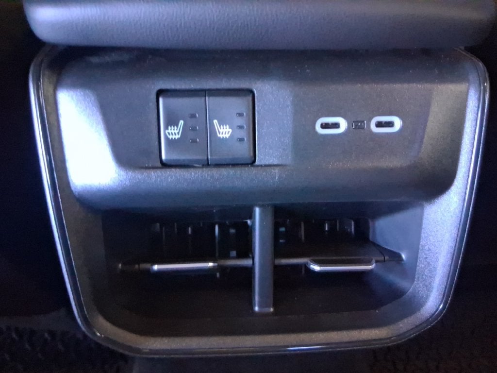 2027 Dodge Charger CHARGER SCAT PACK PLUS 4-DOOR AWD