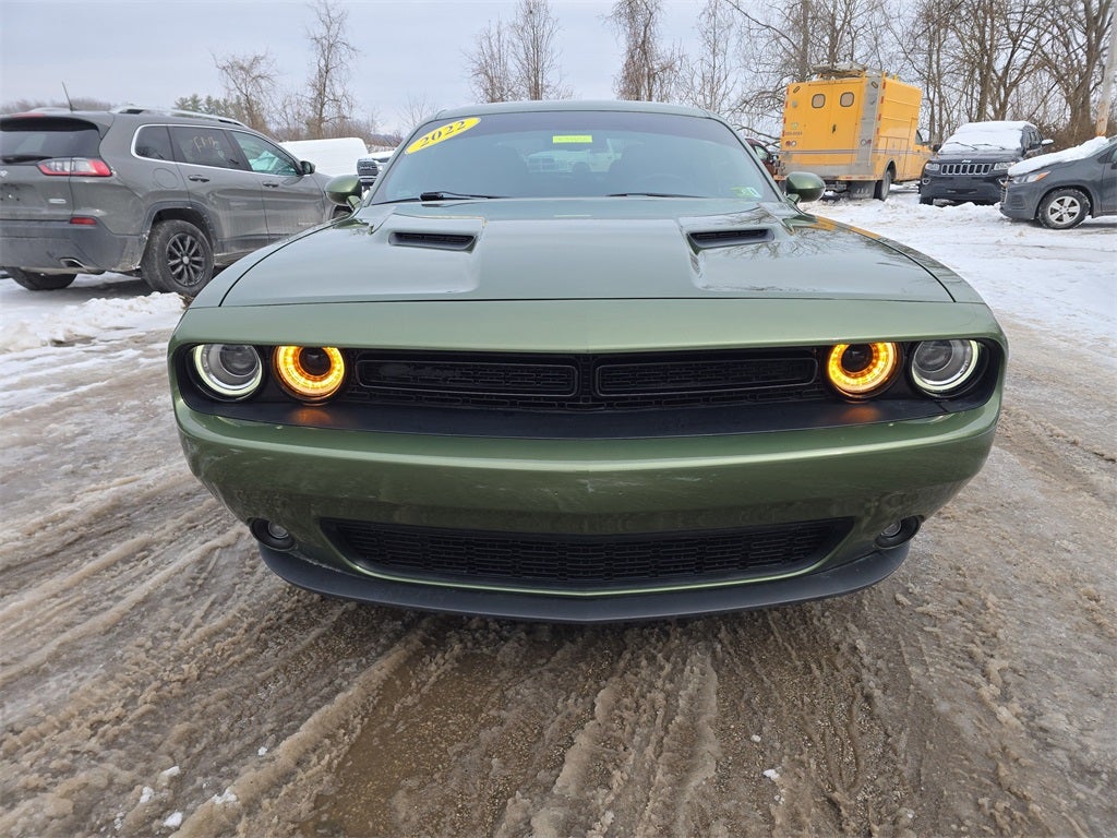 2022 Dodge Challenger SXT AWD