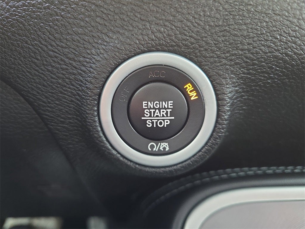 2022 Dodge Challenger SXT AWD