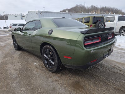 2022 Dodge Challenger SXT AWD