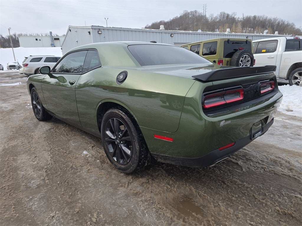 2022 Dodge Challenger SXT AWD