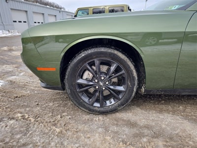 2022 Dodge Challenger SXT AWD
