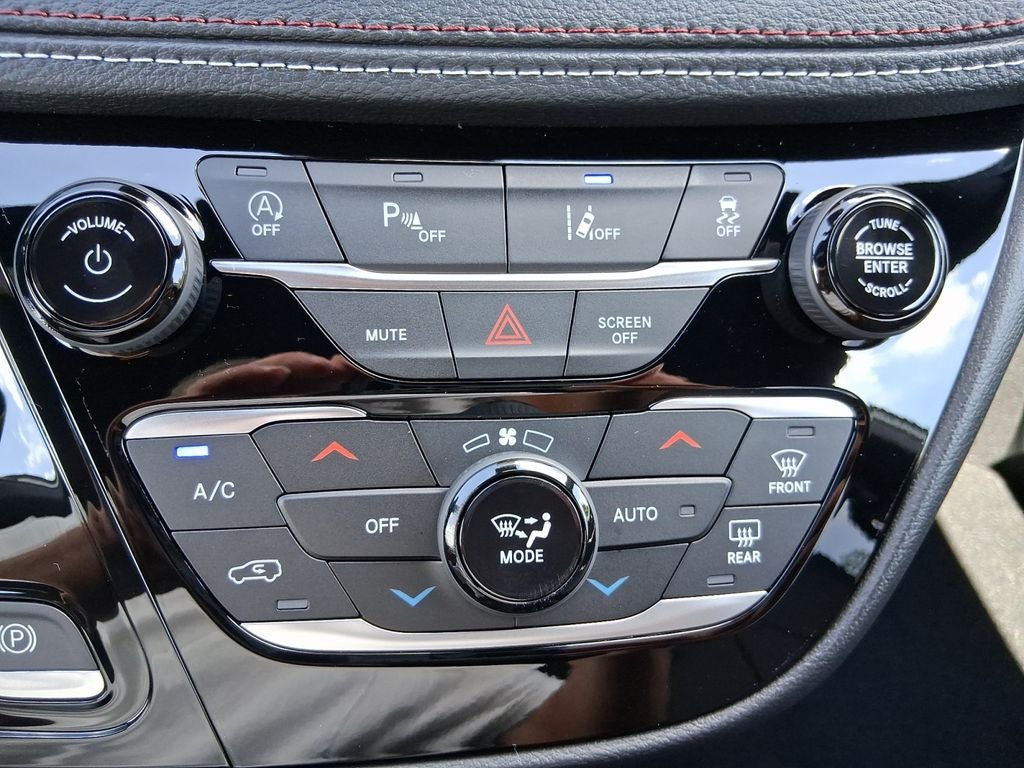 2027 Chrysler Pacifica PACIFICA SELECT AWD