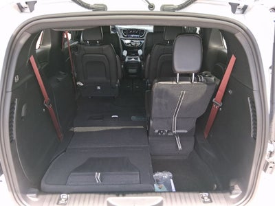 2027 Chrysler Pacifica PACIFICA SELECT AWD