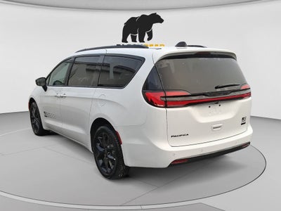 2027 Chrysler Pacifica PACIFICA SELECT AWD