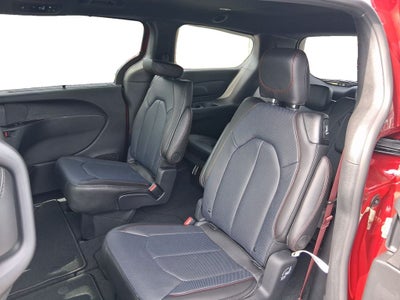 2027 Chrysler Pacifica PACIFICA SELECT AWD