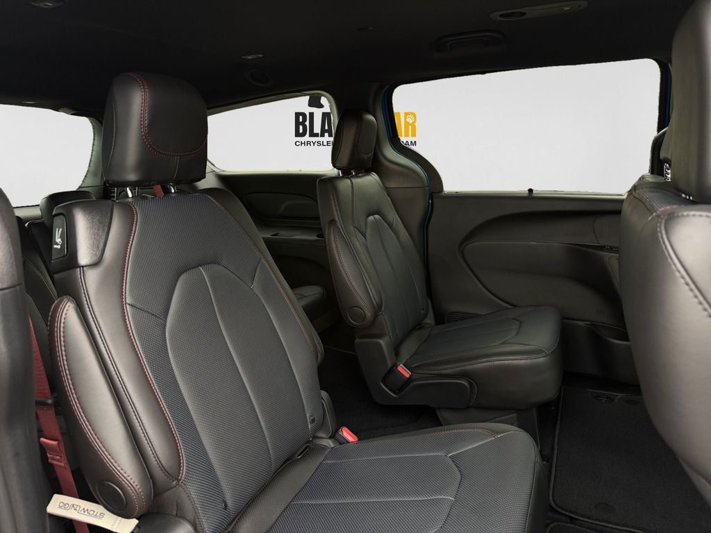 2027 Chrysler Pacifica PACIFICA SELECT AWD