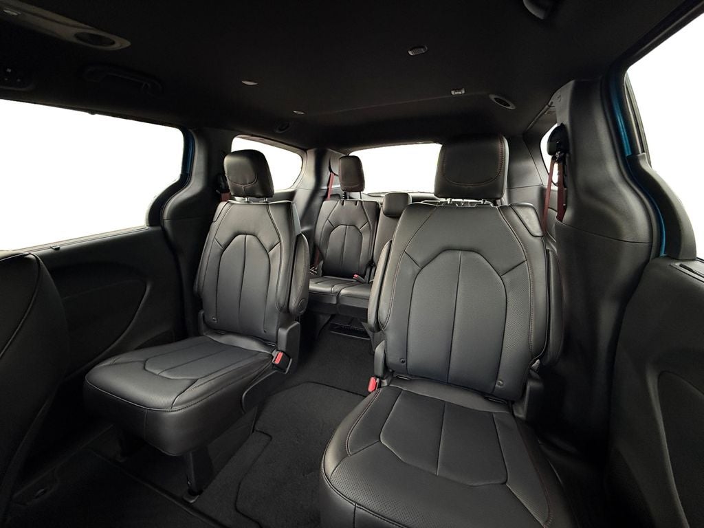 2027 Chrysler Pacifica PACIFICA SELECT AWD