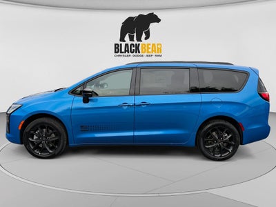 2027 Chrysler Pacifica PACIFICA SELECT AWD