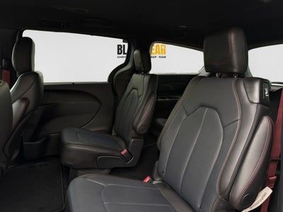 2027 Chrysler Pacifica PACIFICA SELECT AWD