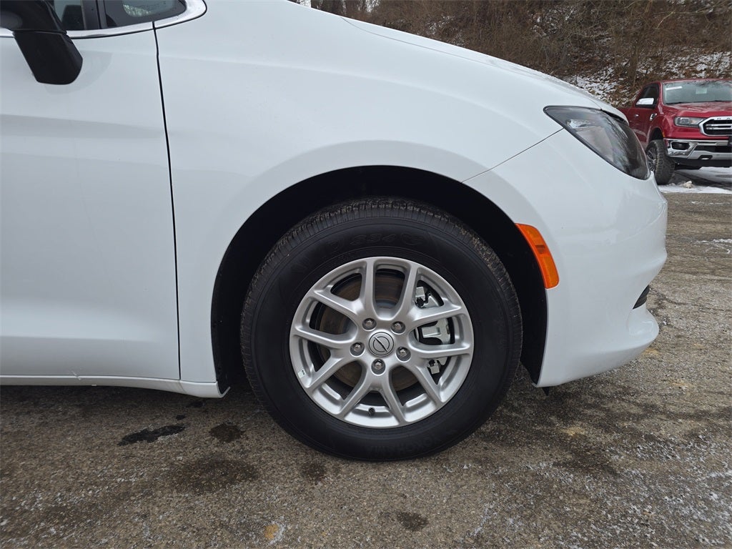 2026 Chrysler Pacifica PACIFICA SELECT AWD