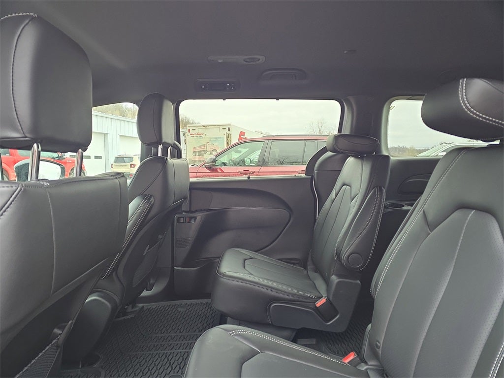 2026 Chrysler Pacifica PACIFICA SELECT AWD