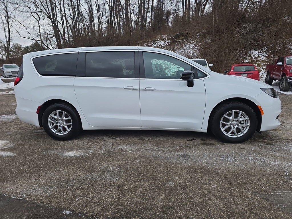 2026 Chrysler Pacifica PACIFICA SELECT AWD