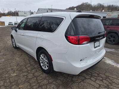 2026 Chrysler Pacifica PACIFICA SELECT AWD