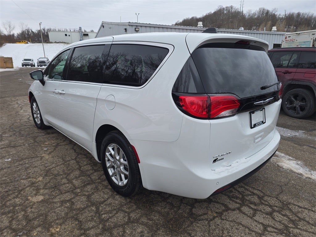 2026 Chrysler Pacifica PACIFICA SELECT AWD