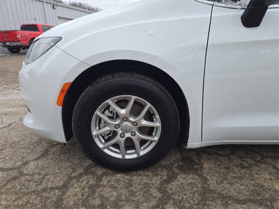 2026 Chrysler Pacifica PACIFICA SELECT AWD