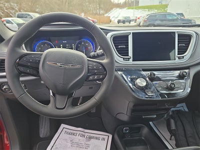 2026 Chrysler Pacifica PACIFICA SELECT AWD