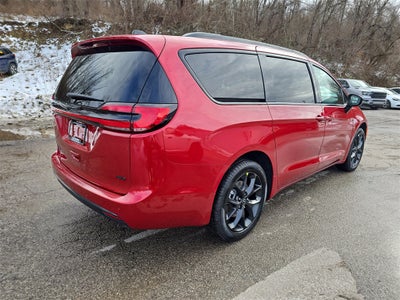 2026 Chrysler Pacifica PACIFICA SELECT AWD