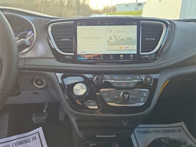 2026 Chrysler Pacifica PACIFICA SELECT AWD