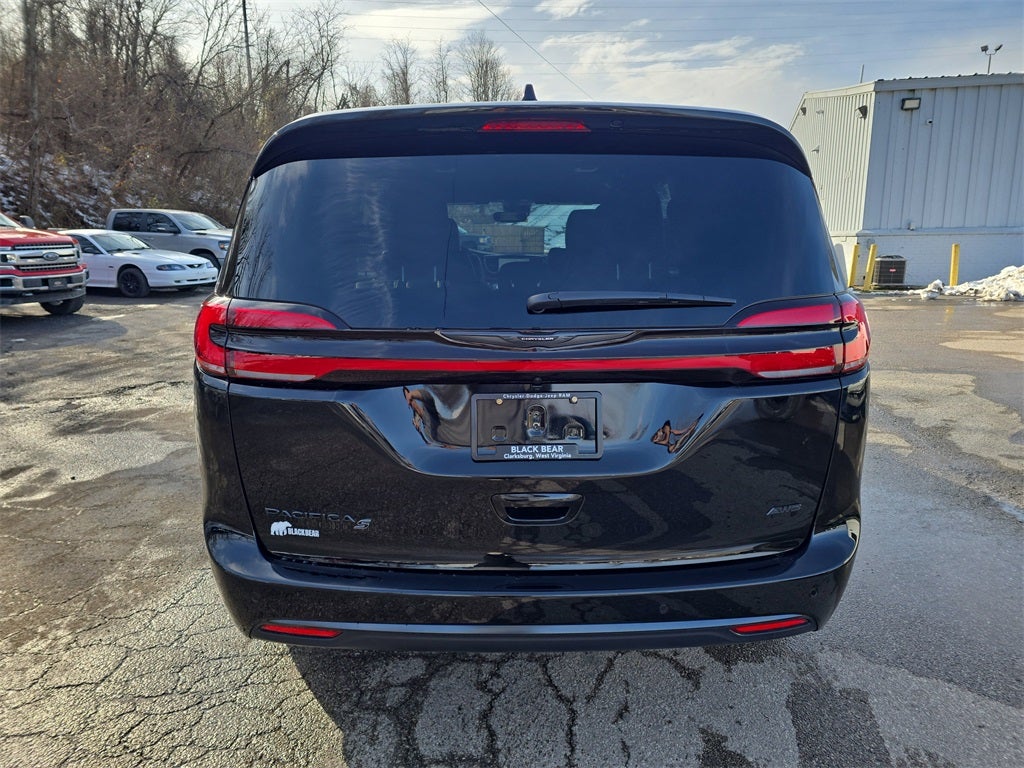 2026 Chrysler Pacifica PACIFICA SELECT AWD
