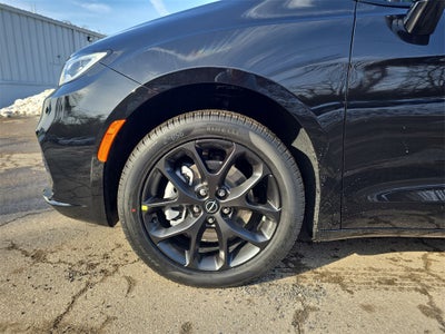 2026 Chrysler Pacifica PACIFICA SELECT AWD