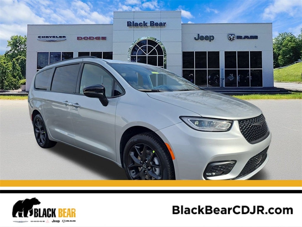 2026 Chrysler Pacifica PACIFICA SELECT AWD