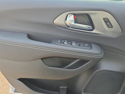 2026 Chrysler Pacifica PACIFICA SELECT AWD