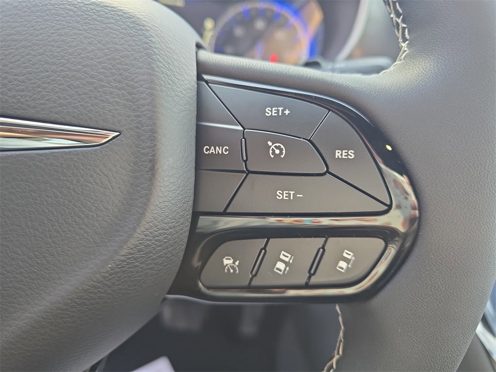 2026 Chrysler Pacifica PACIFICA SELECT AWD