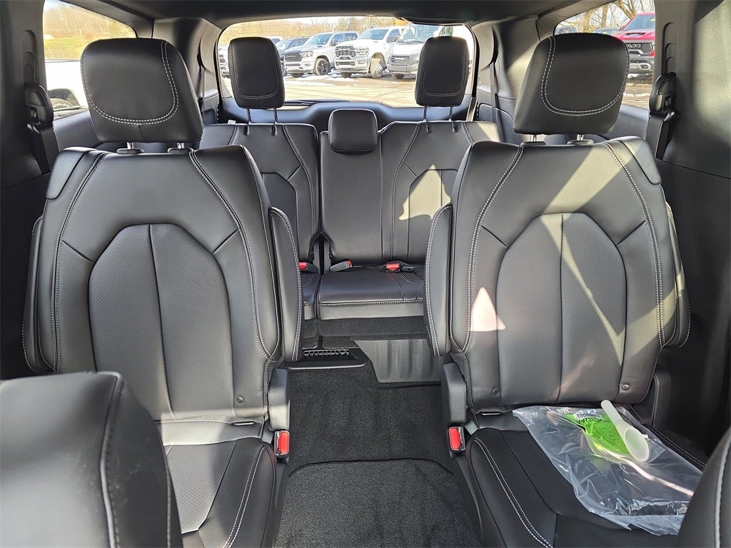 2026 Chrysler Pacifica PACIFICA SELECT AWD
