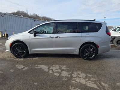 2026 Chrysler Pacifica PACIFICA SELECT AWD