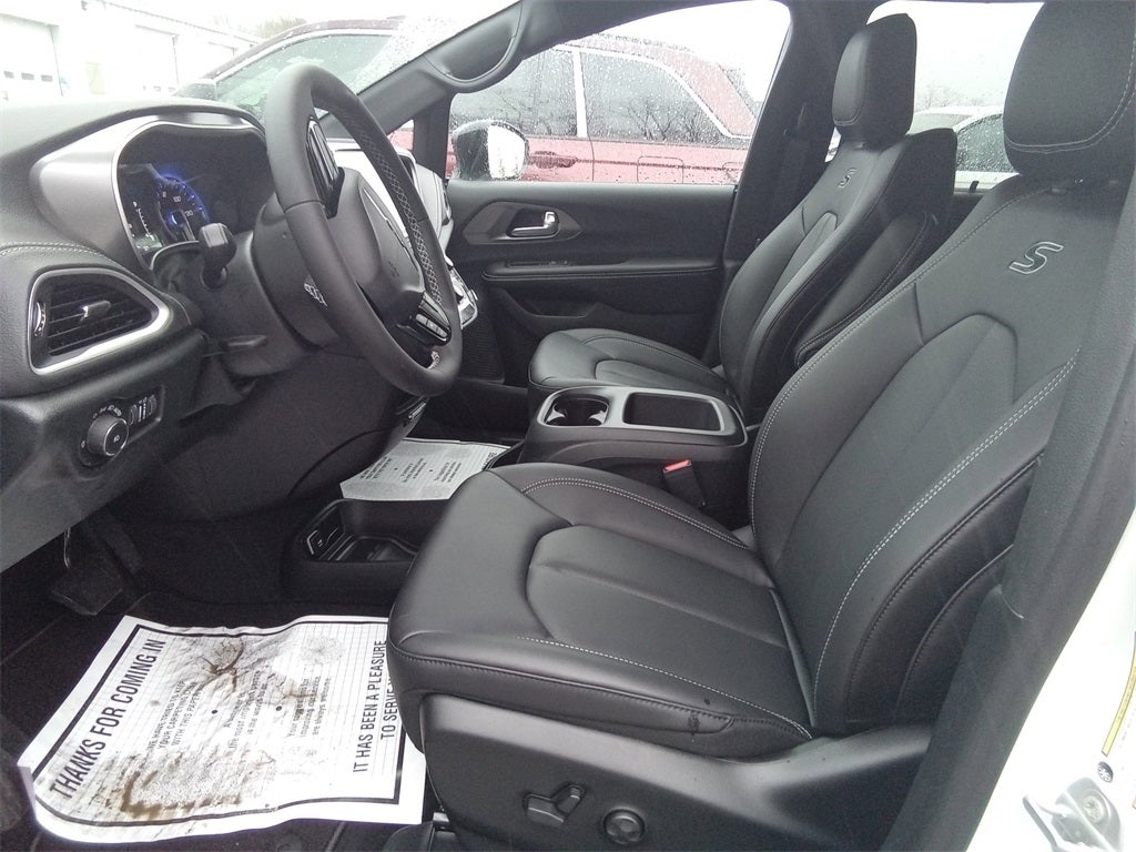 2026 Chrysler Pacifica PACIFICA SELECT AWD