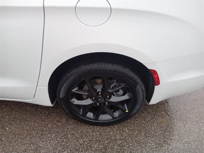 2026 Chrysler Pacifica PACIFICA SELECT AWD