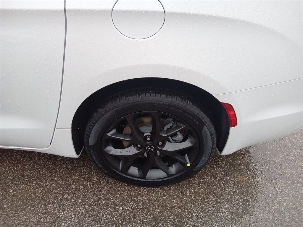 2026 Chrysler Pacifica PACIFICA SELECT AWD