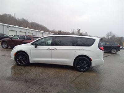 2026 Chrysler Pacifica PACIFICA SELECT AWD