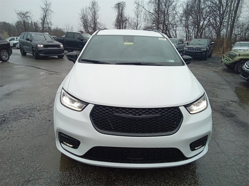 2026 Chrysler Pacifica PACIFICA SELECT AWD