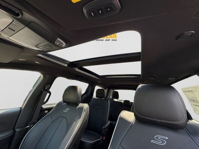 2027 Chrysler Pacifica PACIFICA LIMITED AWD