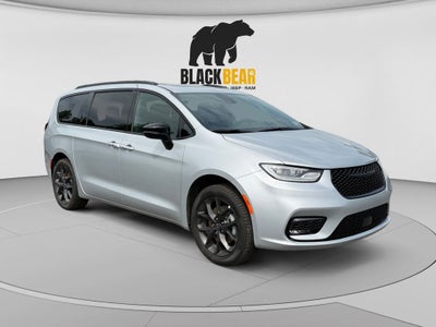 2026 Chrysler Pacifica PACIFICA LIMITED AWD